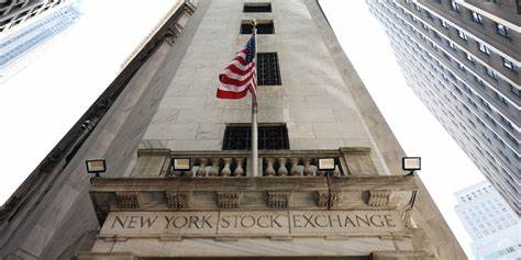 Stock market today: Dow, S&P 500, Nasdaq futures slip as Trump renews tariff threats