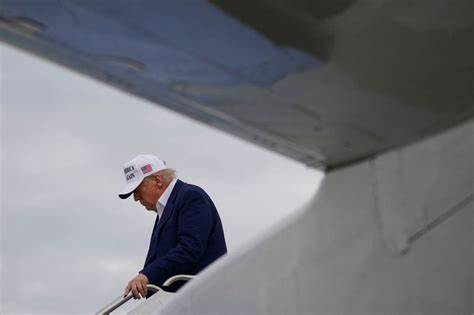 Asian stocks steady, euro rallies after Trump delays EU tariffs