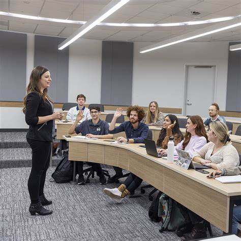Ask HN: Tech startups with business co-founder full-time MBA student?