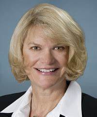 Senator Cynthia Lummis Backs Genius Act to Upgrade U.S. Gold Reserves to Bitcoin, Leading Digital Asset Policy
