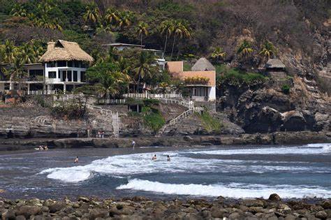 Bitcoin Beach: How a small seaside town became cryptocurrency ground zero