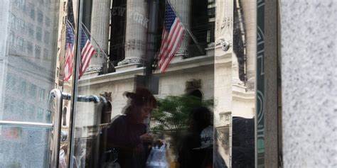 Through All of the Tariff Drama, Wall Street's Most Bullish Strategist Hasn't Flinched. He Still Thinks the S&P 500 Index Can Hit 7,000 This Year