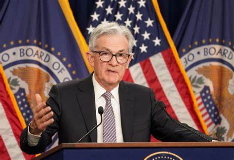 Bitcoin, Ethereum, Dogecoin Slide Ahead Of Fed's Interest Rate Decision: Next Week To Be 'Strong & Green' If Altcoins Don't Get Dumped On Monday, Says Trader