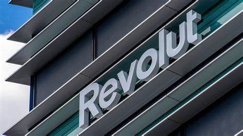 Revolut to Introduce Its Own Stablecoin: Aiming for Compliance & Safety