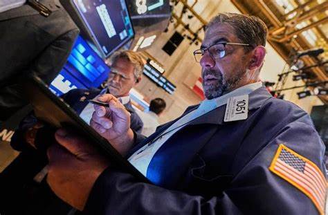 Trump's latest tariff threats knock Wall Street, European stocks and Apple lower
