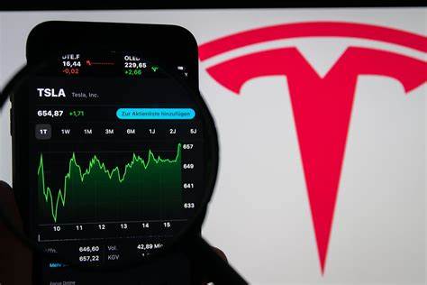 Tesla Reports $951M in Crypto Holdings as It Misses Earnings