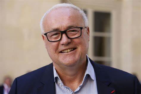 STMicro CEO sees signs of market upturn, but stays cautious of geopolitics