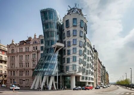 The Spectacle of "Building