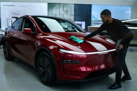 Tesla Stock Is Rising. Investors Are Shrugging Off Its Europe Sales Slump