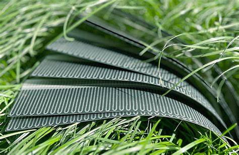Flexible tandem solar cells achieve 24.6% efficiency and withstand 3k bends