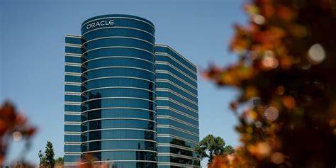 Oracle Shares Jump as CEO Targets ‘Dramatically Higher’ Revenue Growth