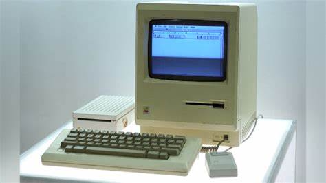 Why the Original Macintosh Had a Screen Resolution of 512×324