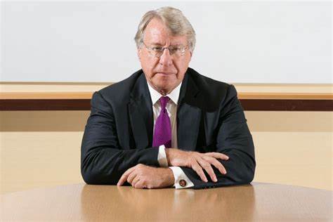 Short seller Jim Chanos has a brutal warning for MicroStrategy investors