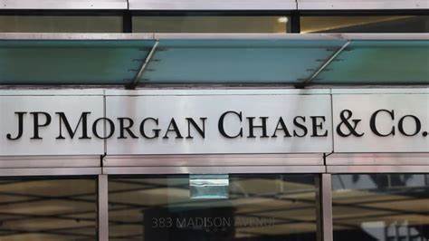 JPMorgan names firm vet to lead international consumer bank