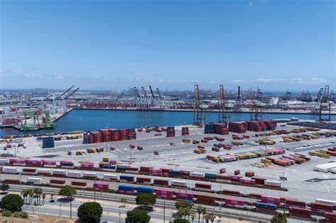 Morning Bid: So, China should consume more and the US less?