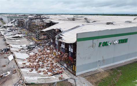 Dollar Tree to Rebuild Oklahoma DC Destroyed by Tornado, Targets 2027 Opening