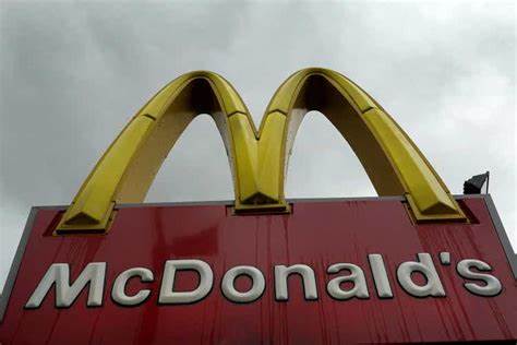 McDonald’s Corporation (MCD): Among the Best Restaurant Stocks to Buy According to Hedge Funds