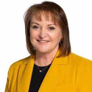 A Kohl’s board member resigned because she was ‘continually disappointed’ by governance and a lack of transparency. The retailer denies there was any friction