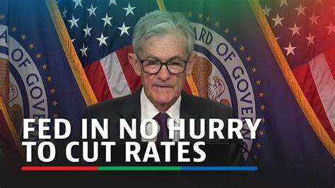 Fed stands pat, but sees higher inflation and growth risks