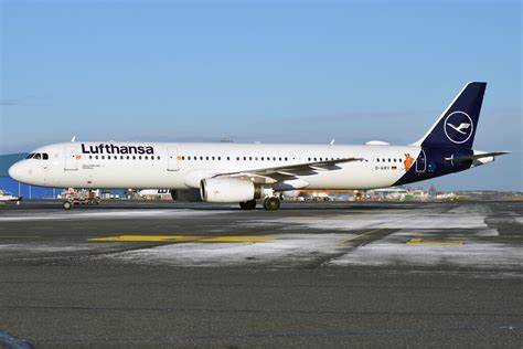 Lufthansa plane flew for 10 minutes without pilots