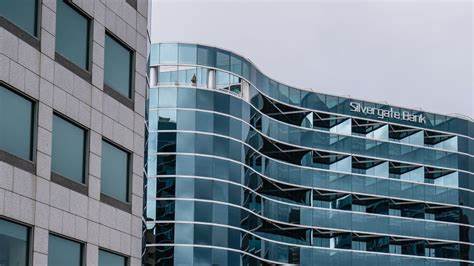 Crypto-friendly lender Silvergate collapses - CNN