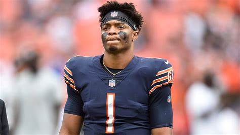 Chris Simms gibt zu, dass er sich in Bezug auf Justin Fields – AOL geirrt hat
