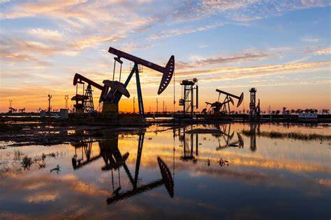 Oil Turns Lower With Iran-Israel Attacks Sparing Flows So Far
