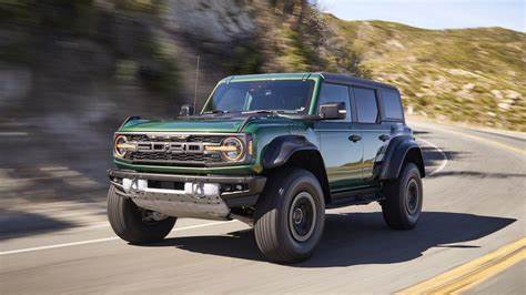 Should You Buy Ford While It's Below $11?