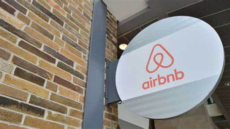 Airbnb flags slowing US travel demand as revenue forecast disappoints