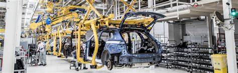 Steve Marsh and Sarah Jones take on leadership roles at Automotive Council UK