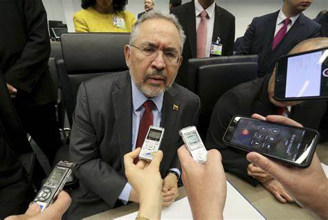 Venezuelas ehemaliger Ölminister wegen Geldwäsche verhaftet
