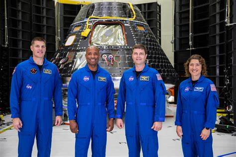 NASA Live on Twitch 3pm EDT Today: 'Design Artemis II Moon Mascot'