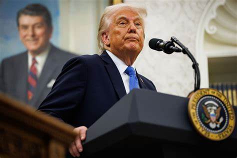  Trump Media Group reverses stance, confirms $2.5B Bitcoin capital raise 