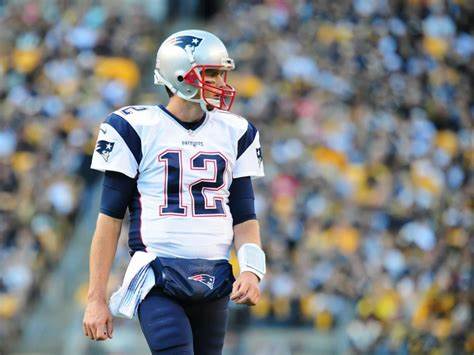 NFL Legend Tom Brady Once Went Full 'Laser Eyes' For Bitcoin — Here's What A $1,000 Investment Back Then Would Be Worth Today