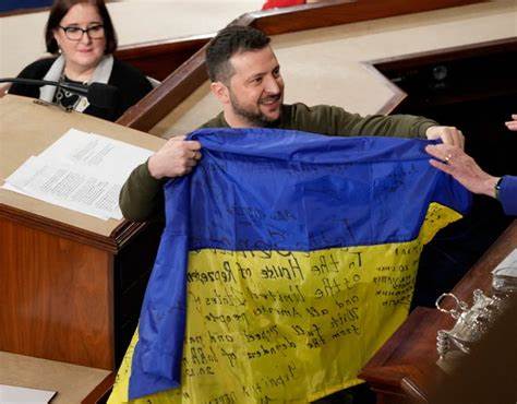 Zelenskyy accused of blocking Ukraine’s crypto bill as Rada halts consideration