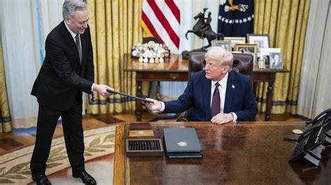 Crypto market swells $500 billion as Trump unveils strategic reserve