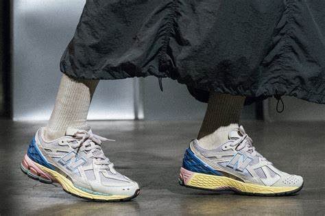 New Balance stellt den 1906N Utility in zwei Farbvarianten vor

