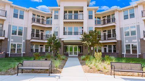EQR to purchase 8 apartment properties for $535M