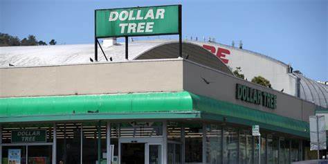 Dollar Tree Stock Is S&P 500’s Best Today. It Gets an Upgrade