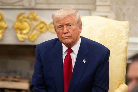 Appeals court pauses ruling that blocked Trump's tariffs