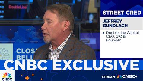 Gundlach Sees 'Overinvestment' in Private Credit