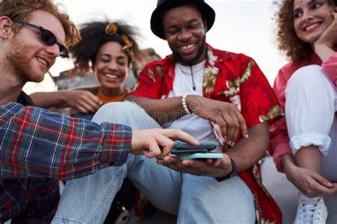 Young adults in Europe are putting away smartphones