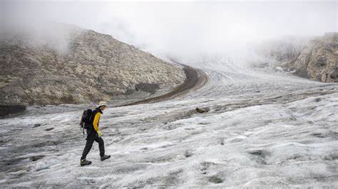 Melting glacier destroys village in Swiss Alps