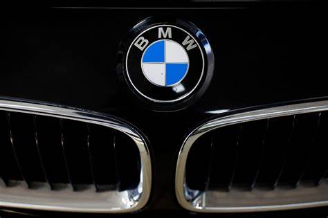 BMW expects car tariffs to fall from July in upbeat take on trade war