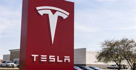 Elon Musk’s Tesla transfers Bitcoin worth $770M to new addresses