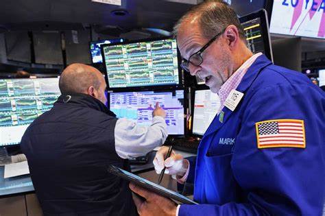 Dow Rises 300 Points After Commerce Secretary Hints at Trade Progress