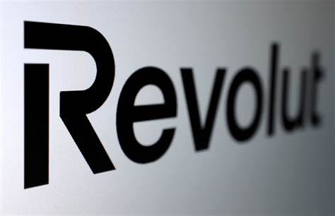 Revolut plans $1.1 billion French expansion, will apply for banking licence