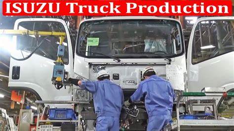 Day in the Life of a Japanese Truck Factory Worker