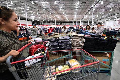 Costco’s Sales Growth Cools in April. Store Visits Took a Hit