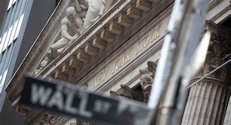 US Stocks Risk 20% Drop in High Inflation Scenario, RBC Says